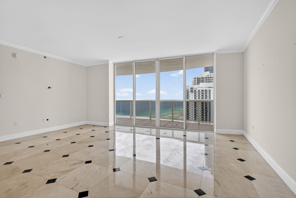 18911 Collins Avenue - Photo 6