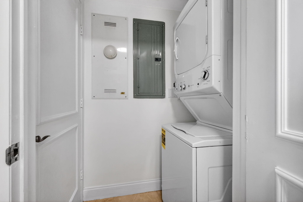 18911 Collins Avenue - Photo 11
