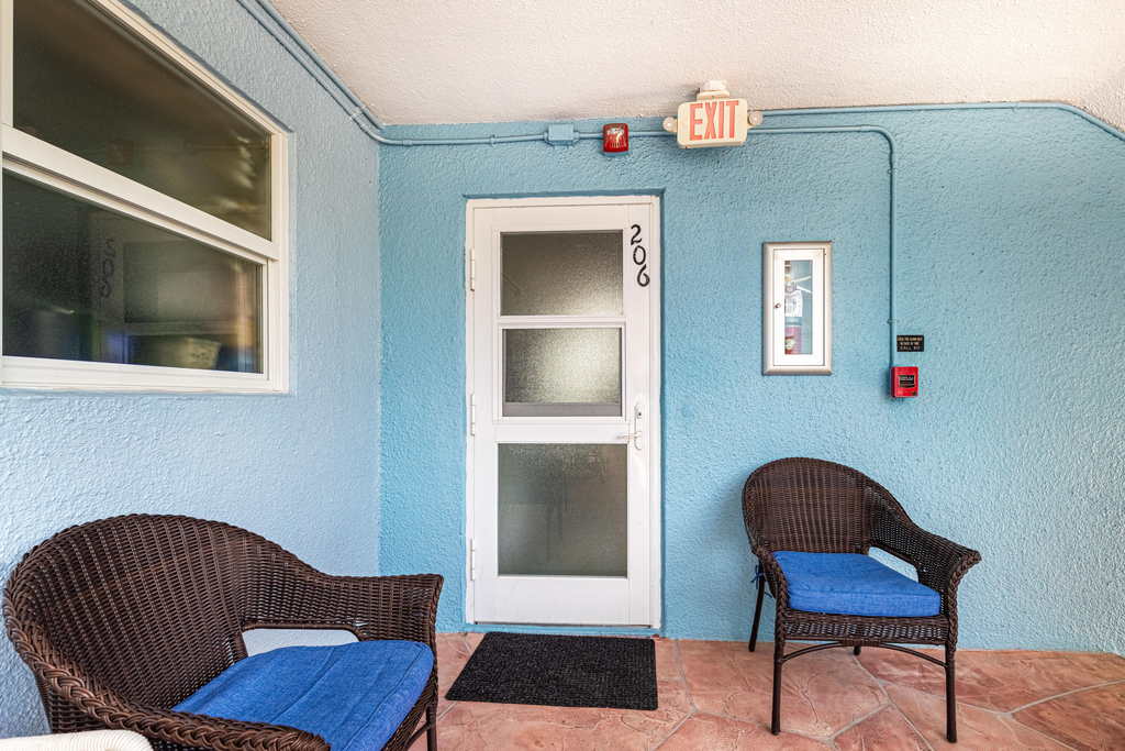8 Briny Avenue - Photo 18