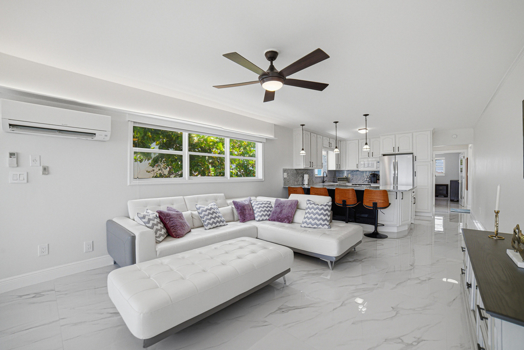 8 Briny Avenue - Photo 2