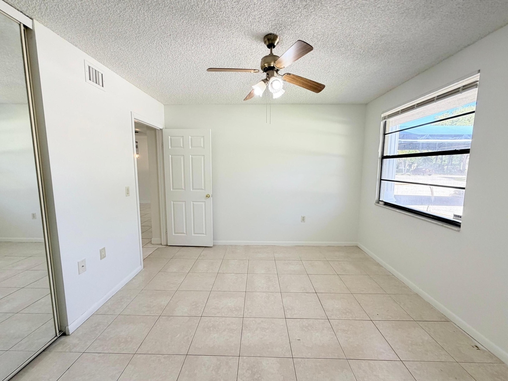 3511 Village Boulevard - Photo 7