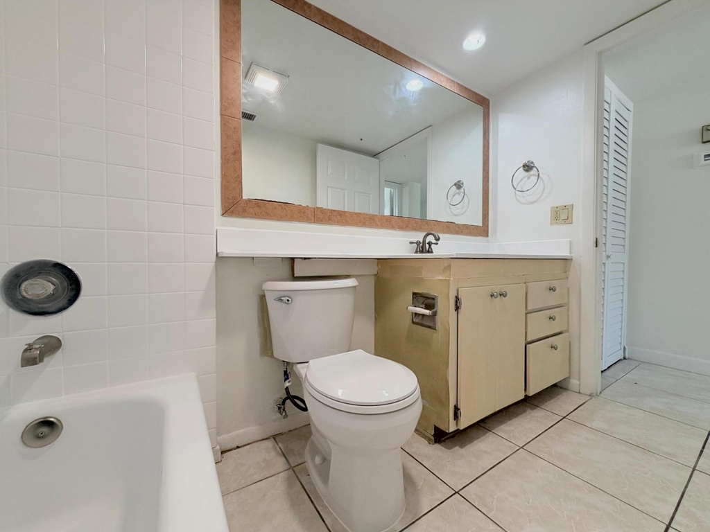 3511 Village Boulevard - Photo 2