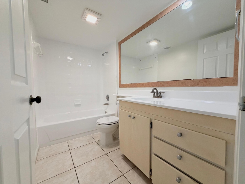 3511 Village Boulevard - Photo 14