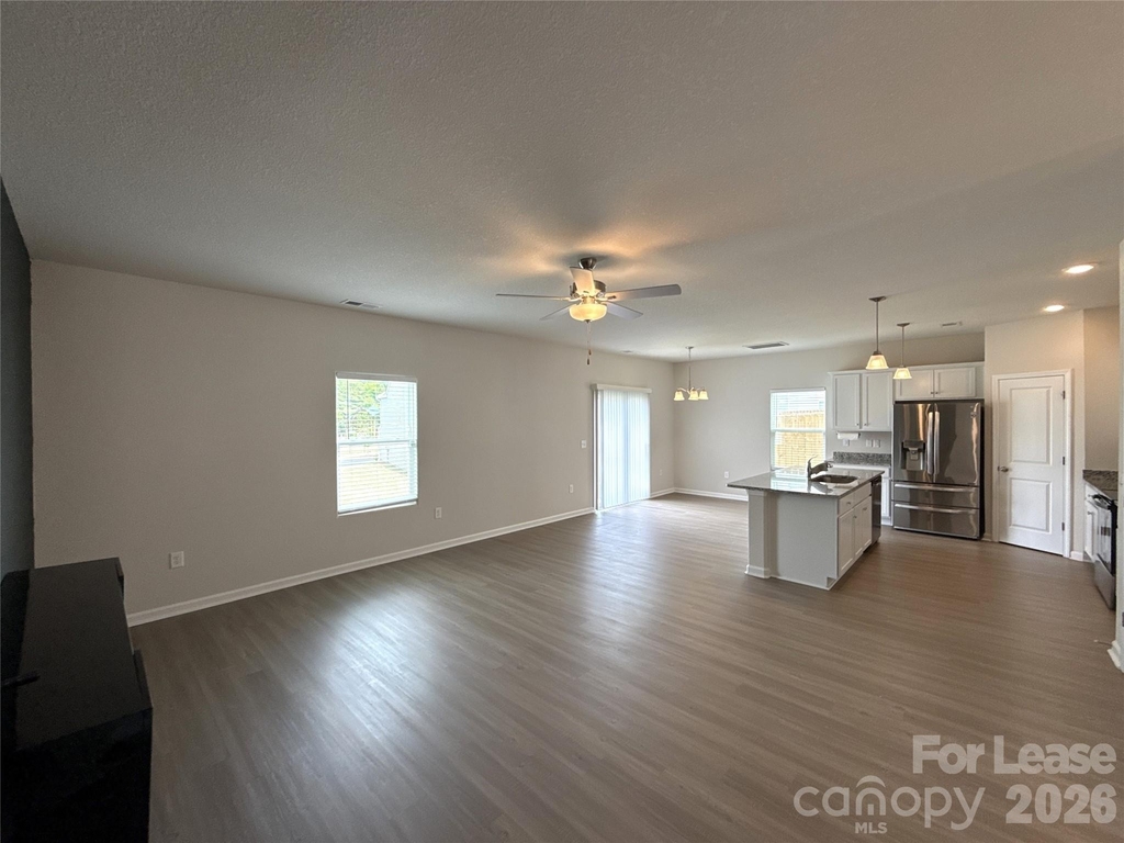 6225 Lowe Lane - Photo 2