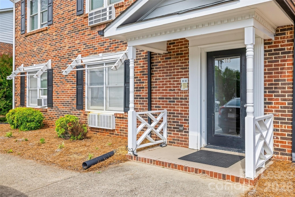 113 Stroupe Road - Photo 1