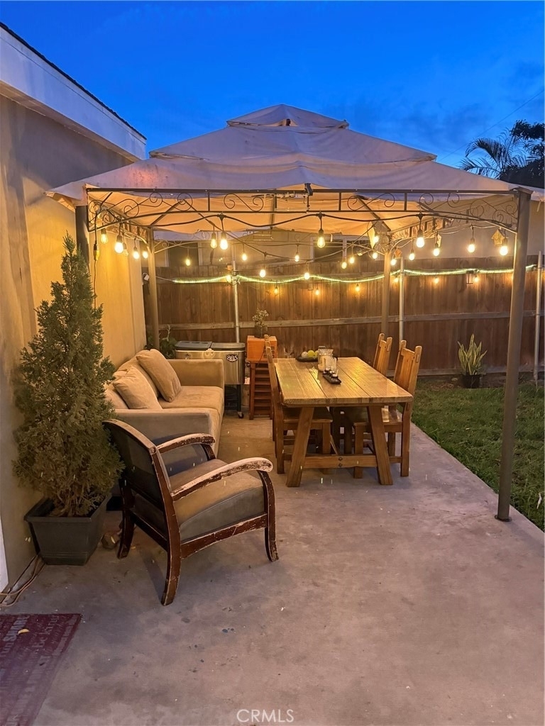 2543 E Santa Fe - Photo 0