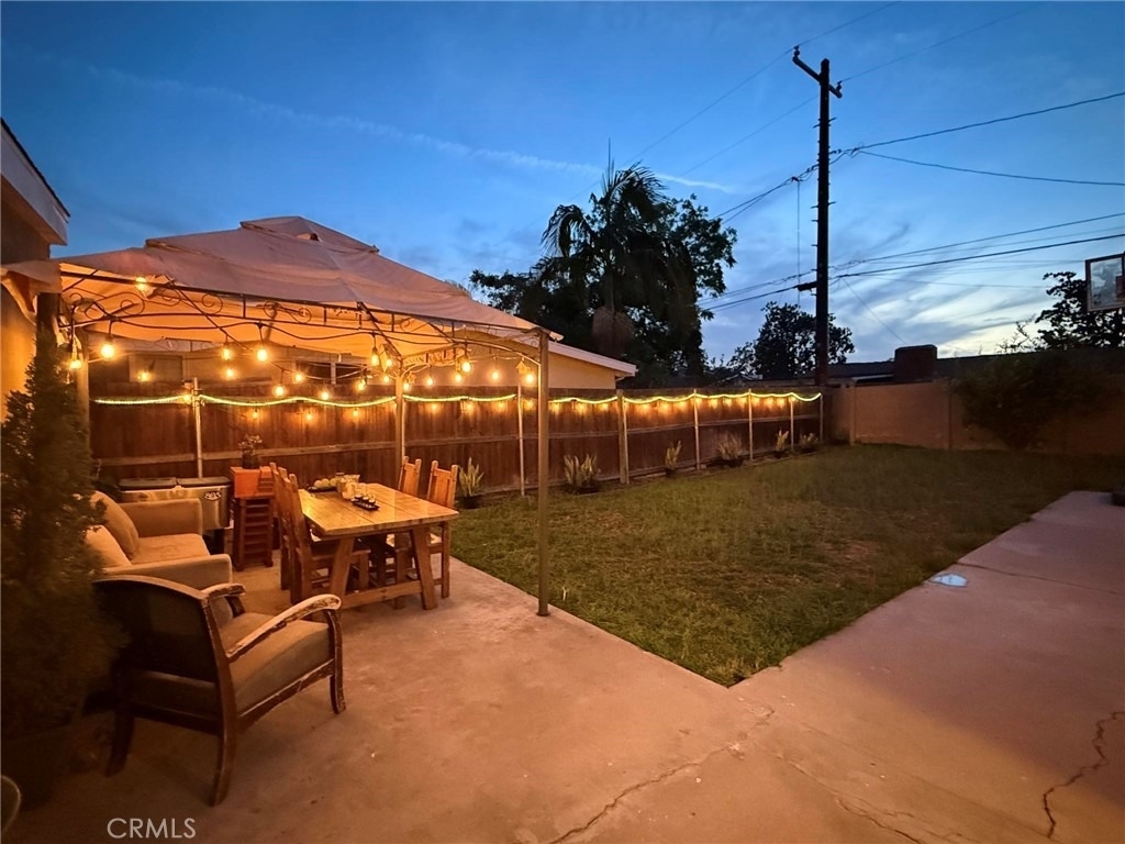 2543 E Santa Fe - Photo 1