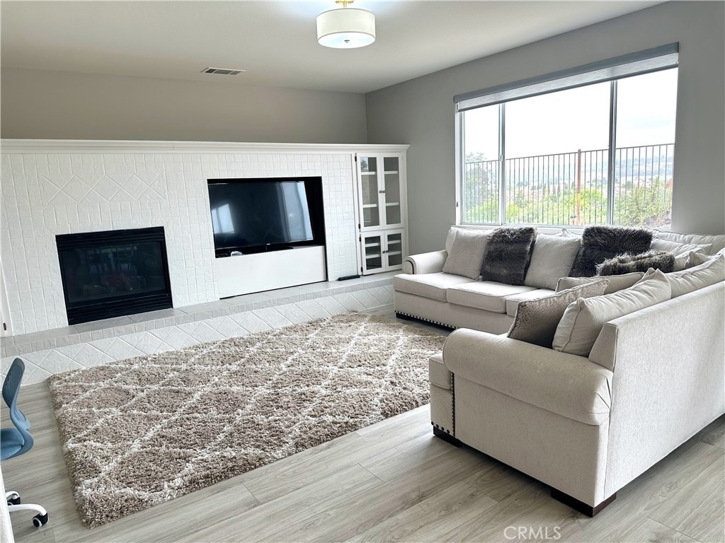 33878 Channel Street - Photo 4