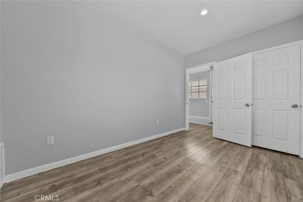 8447 Colbath Avenue - Photo 7