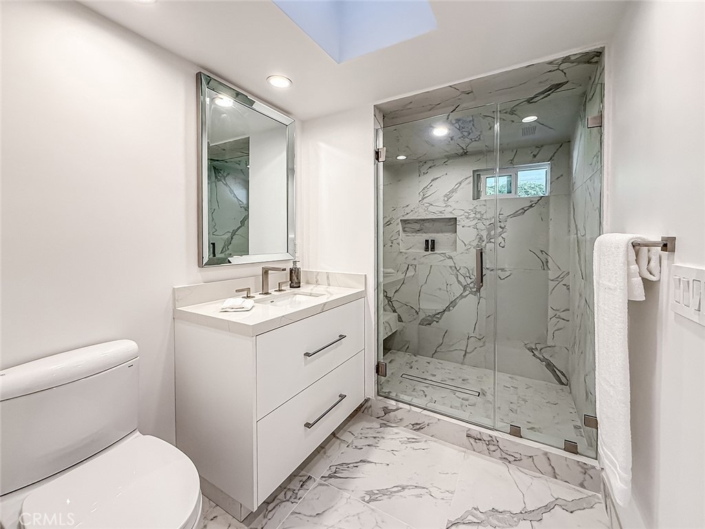 4266 Louise Avenue - Photo 22