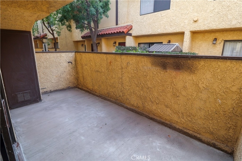 13540 Hubbard - Photo 4