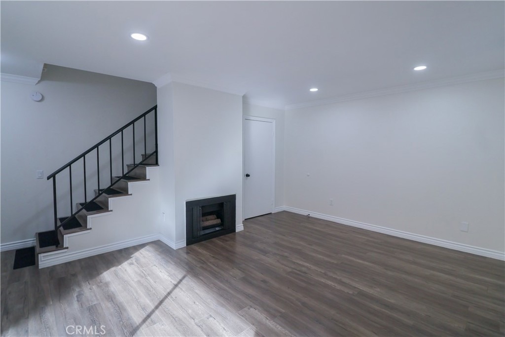 13540 Hubbard - Photo 3