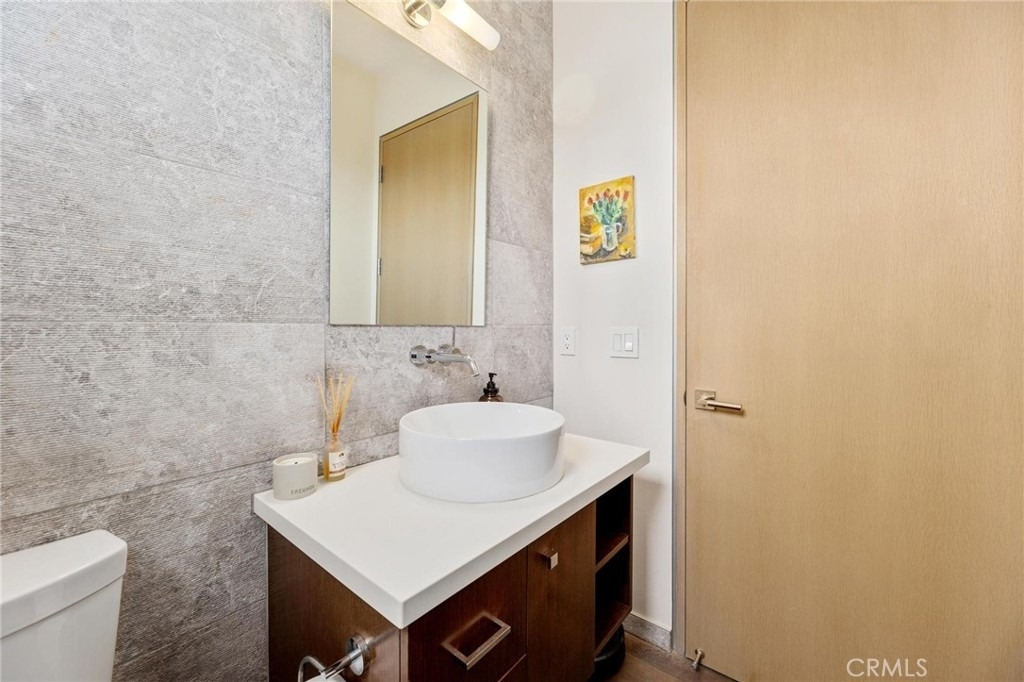 726 Loma Drive - Photo 13