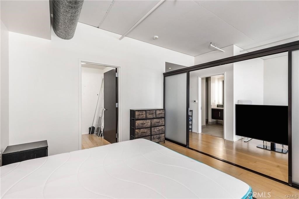 1100 S Hope Street - Photo 11