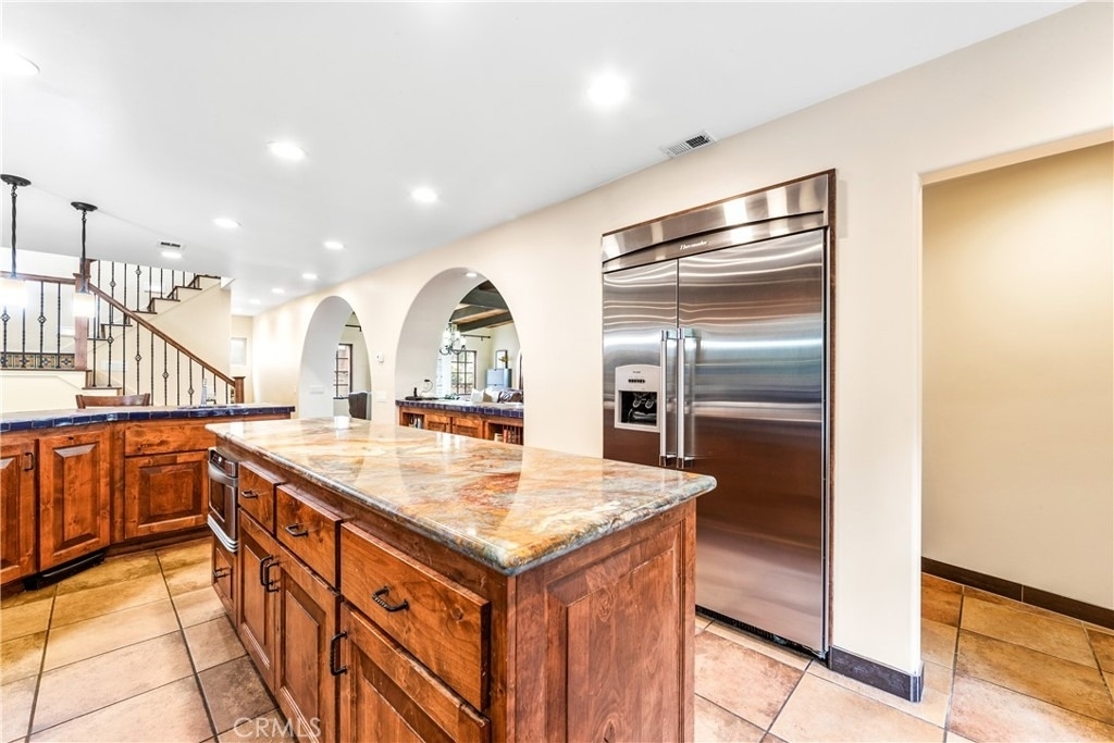 1720 Crestview - Photo 8