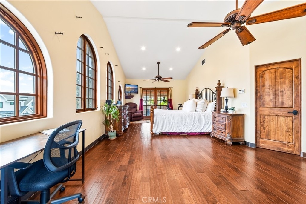 1720 Crestview - Photo 18