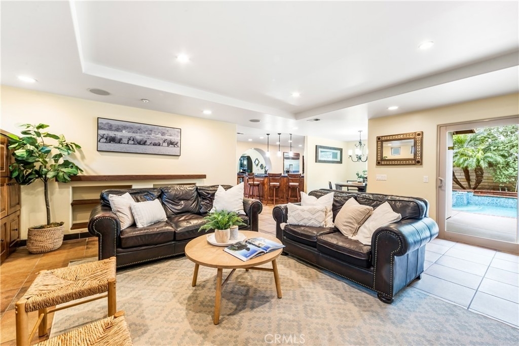 1720 Crestview - Photo 12
