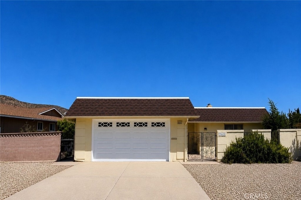 25650 Hartwick - Photo 0
