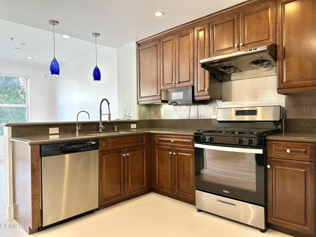 88 E Bay State Street - Photo 5
