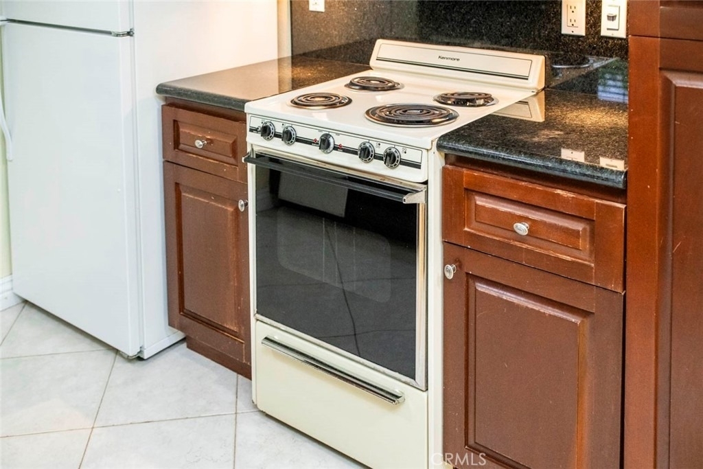 26212 E Sanz - Photo 15