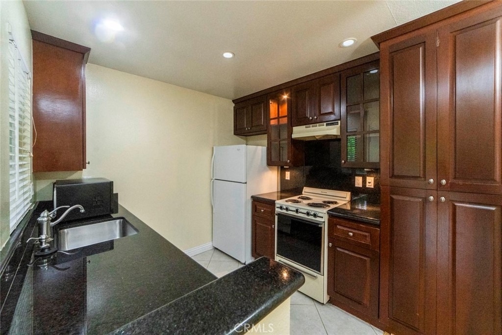 26212 E Sanz - Photo 8