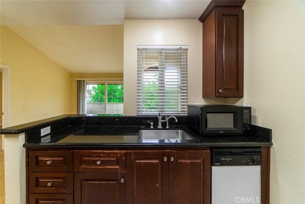26212 E Sanz - Photo 9