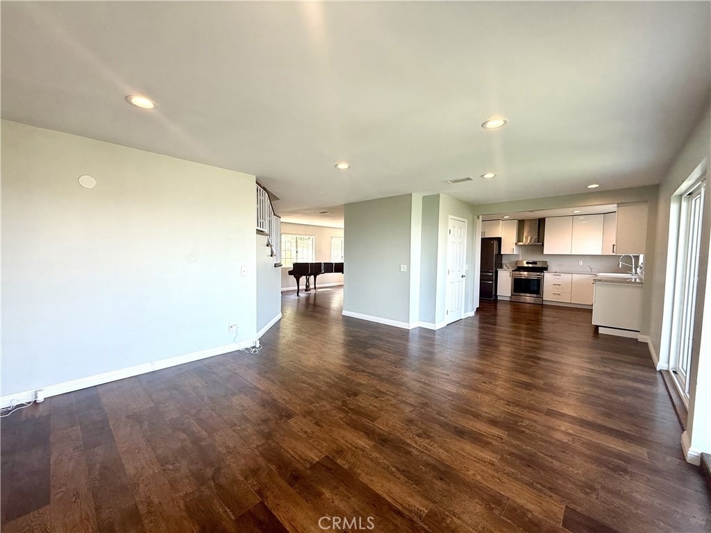 4214 Barrett Road - Photo 4