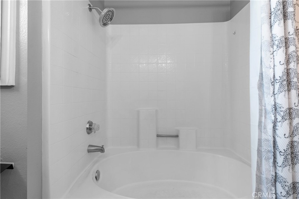 69646 Antonia - Photo 35