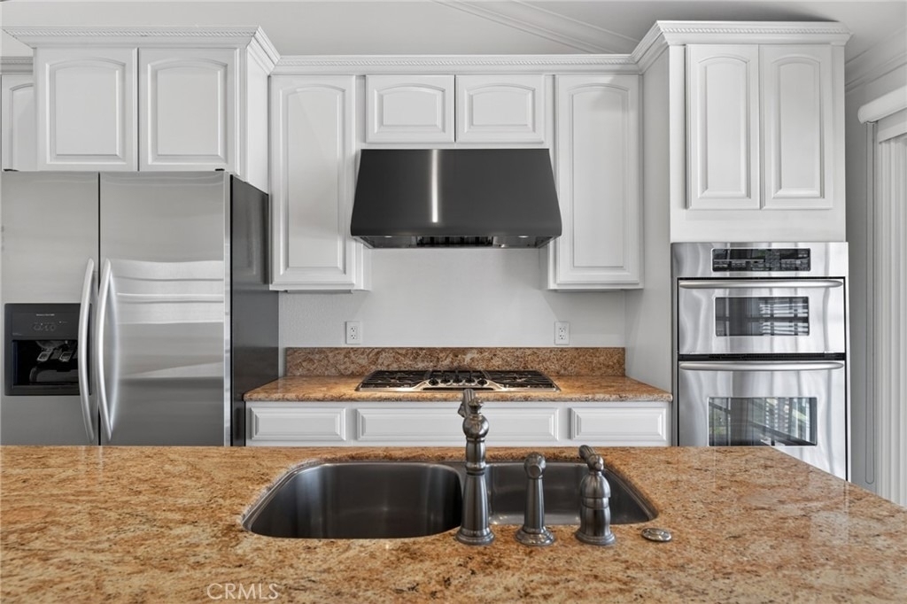 415 1/2 Heliotrope Avenue - Photo 3