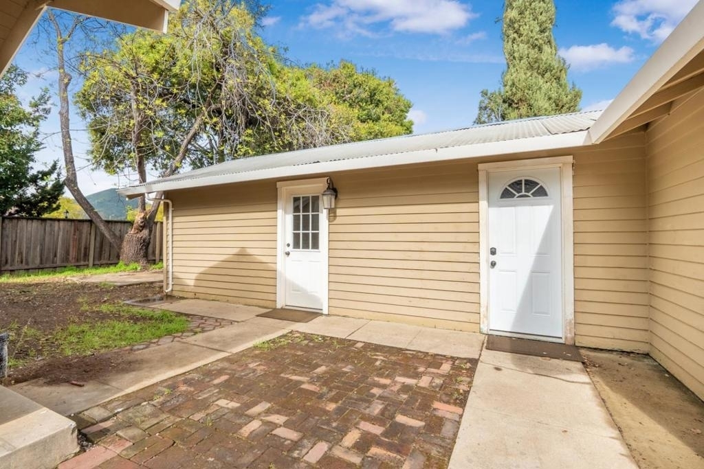 395 E Dunne Avenue - Photo 22