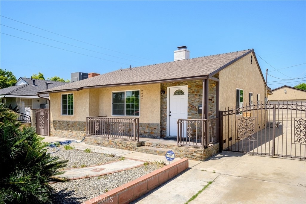 6607 Riverton - Photo 0
