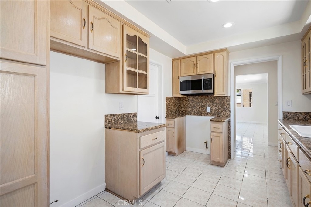 6607 Riverton - Photo 9
