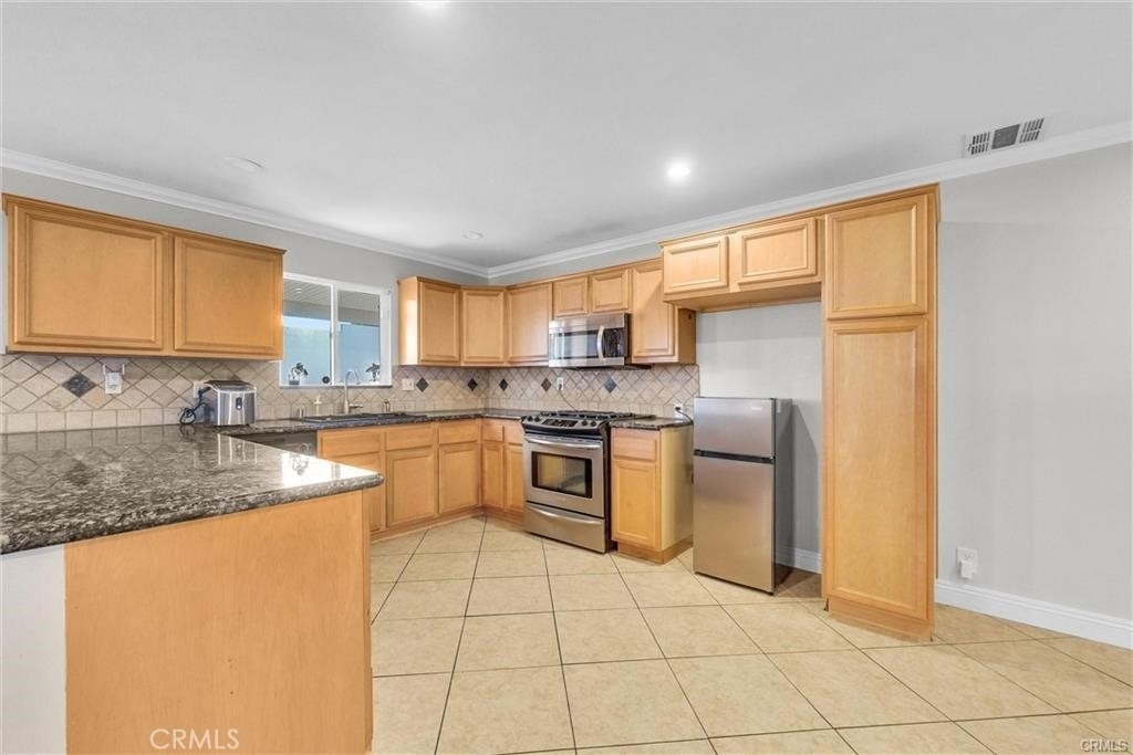 6220 Filkins - Photo 5