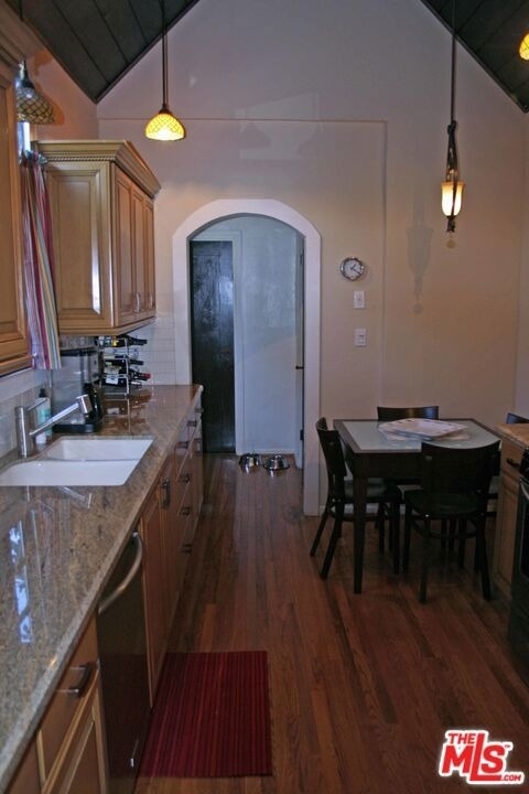 6445 W 5th Street - Photo 3