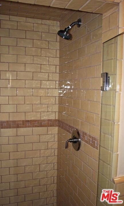 6445 W 5th Street - Photo 11
