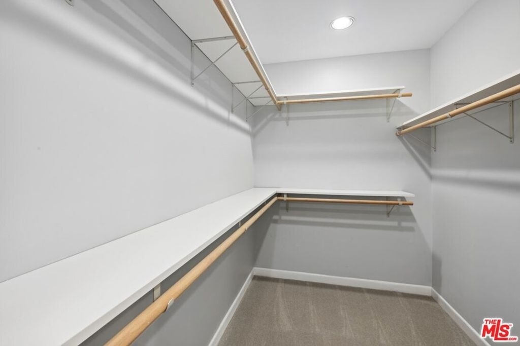 10351 Wilshire Boulevard - Photo 14
