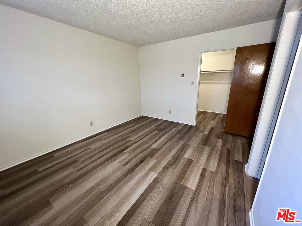1261 Granville Avenue - Photo 13