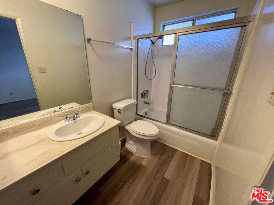 1261 Granville Avenue - Photo 16