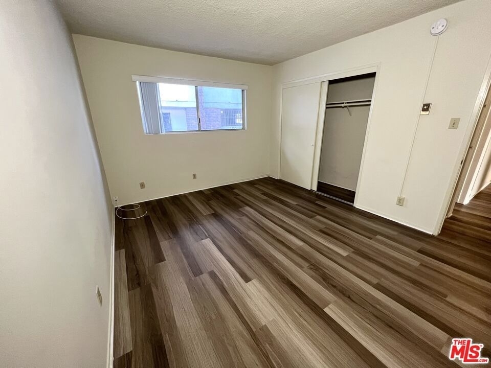 1261 Granville Avenue - Photo 22