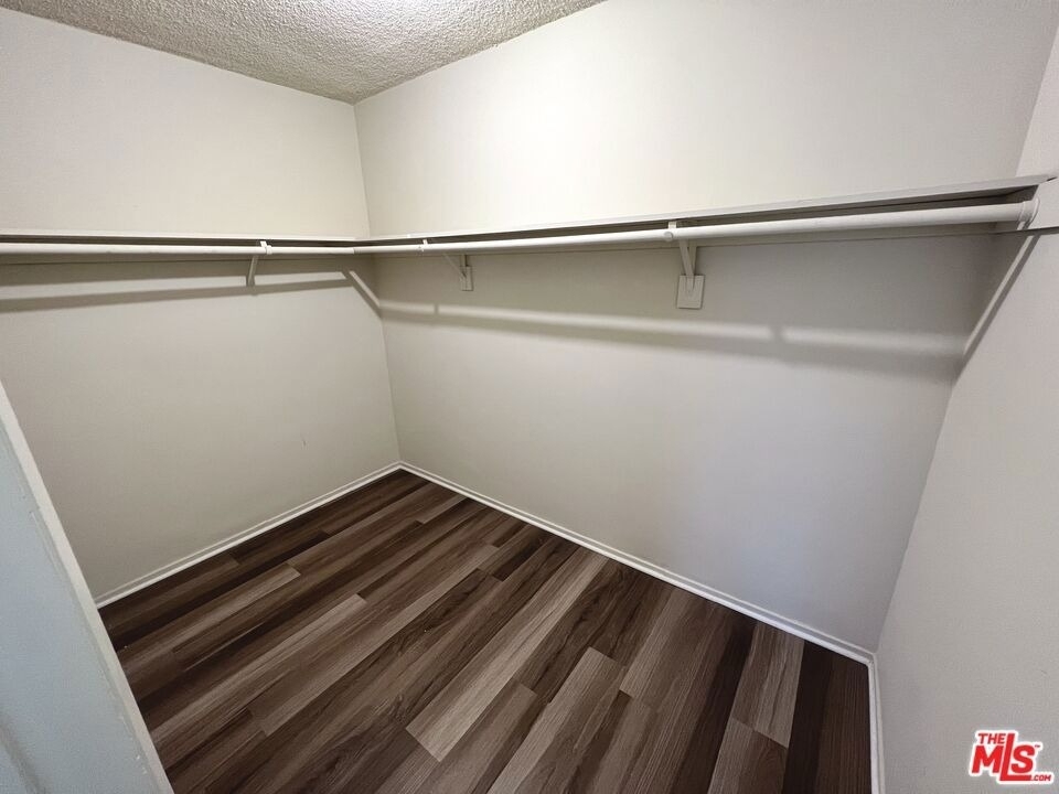 1261 Granville Avenue - Photo 14