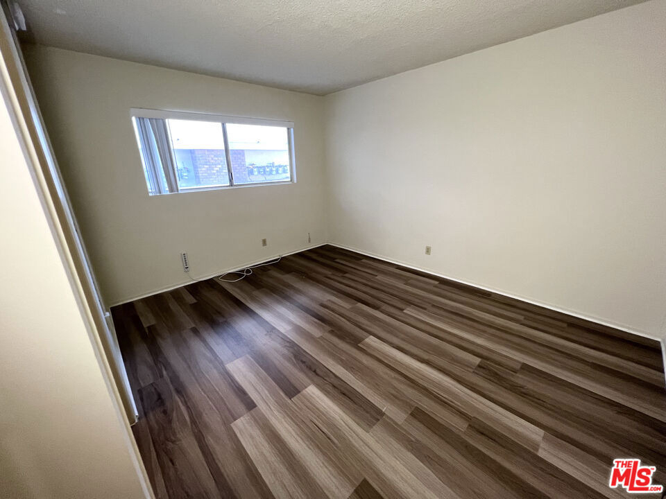 1261 Granville Avenue - Photo 12