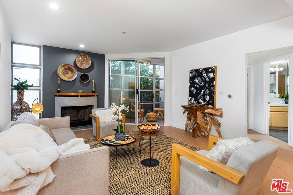 171 N Church Lane - Photo 2