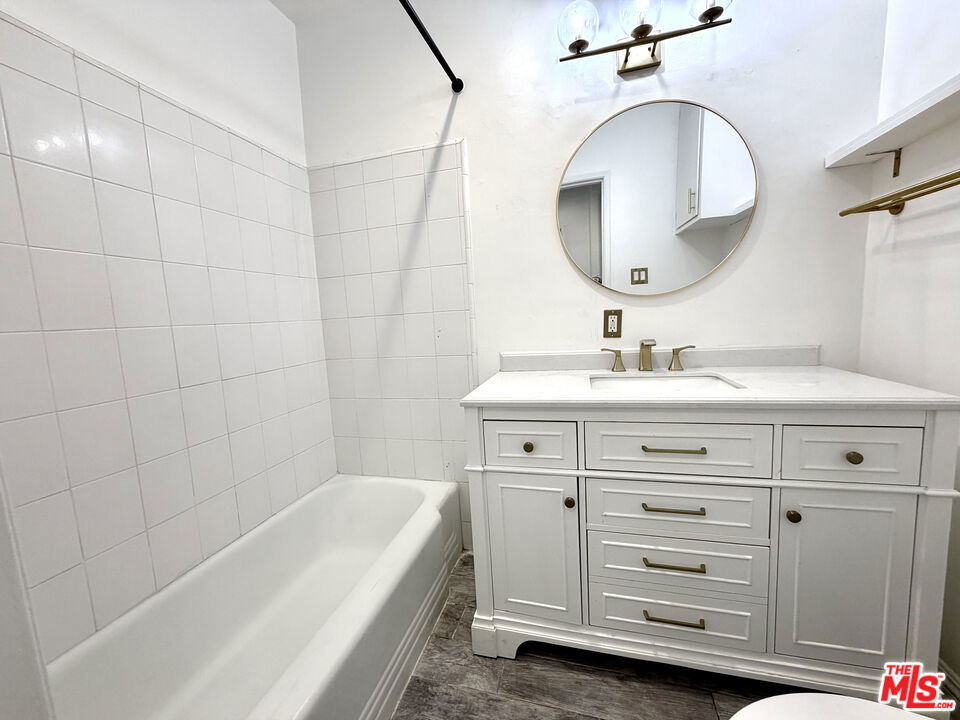 250 Linden Avenue - Photo 18