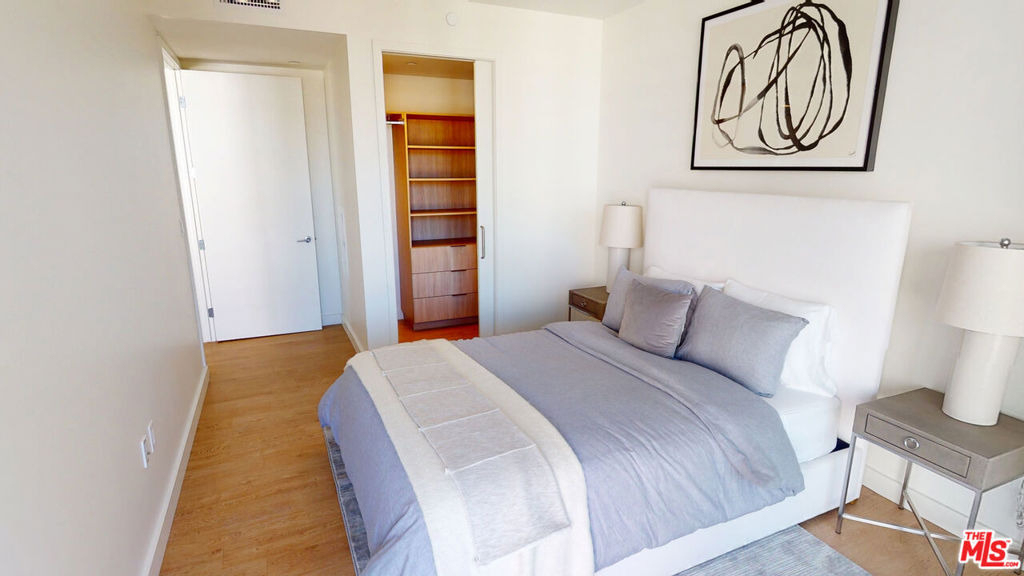 11750 Wilshire Boulevard - Photo 7