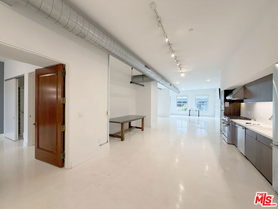 212 Marine Street - Photo 5