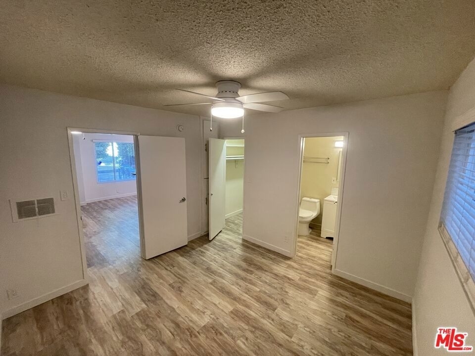 25 Navy Street - Photo 8