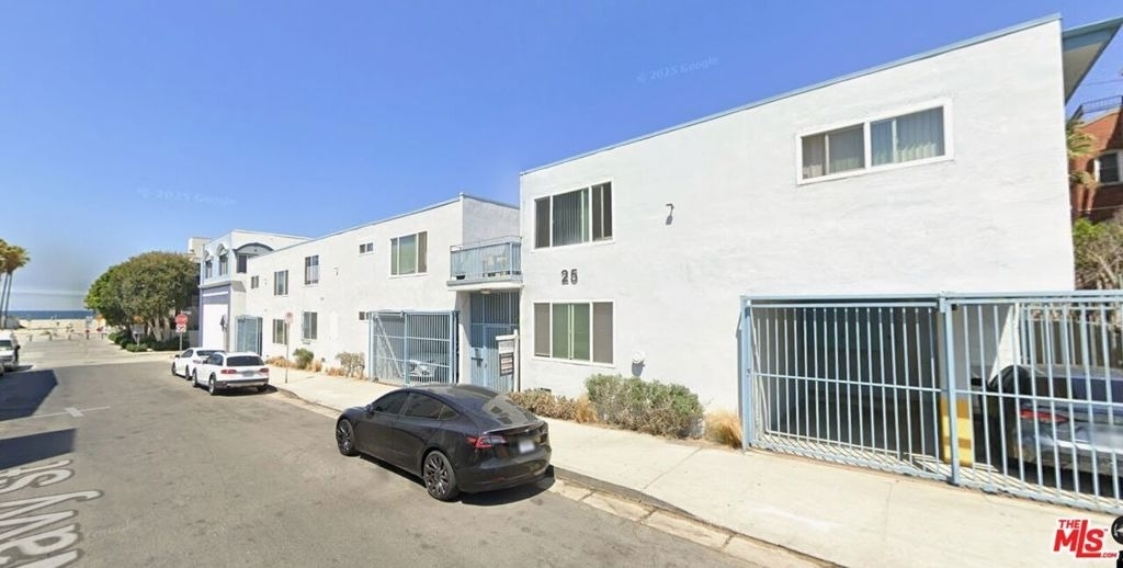 25 Navy Street - Photo 0