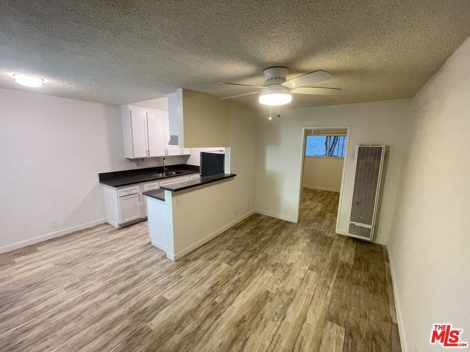 25 Navy Street - Photo 2