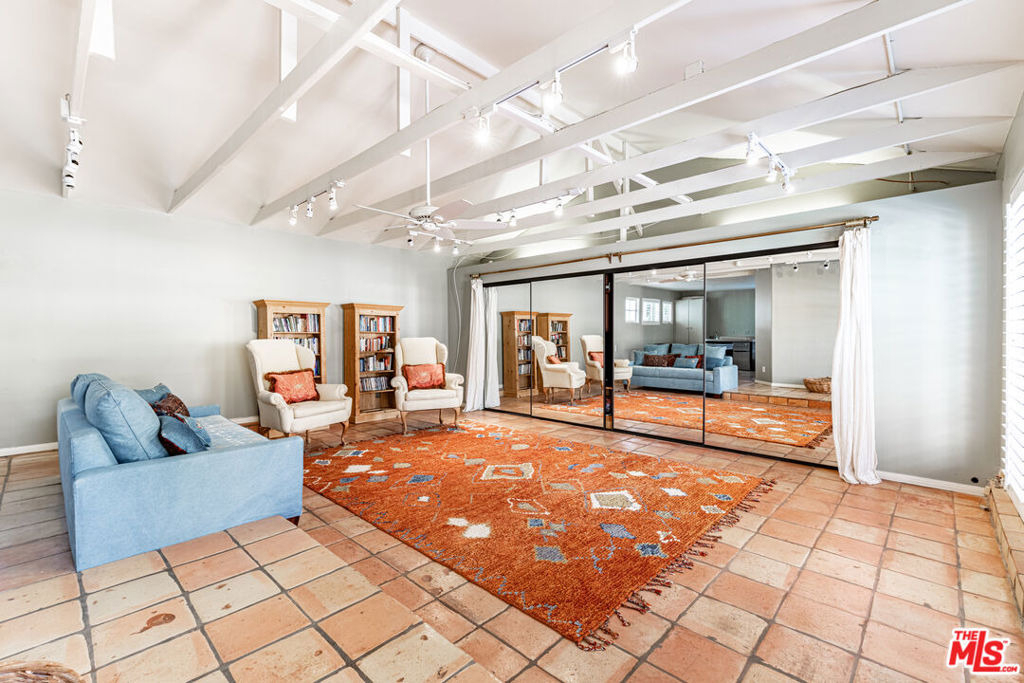 216 S Carmelina Avenue - Photo 7