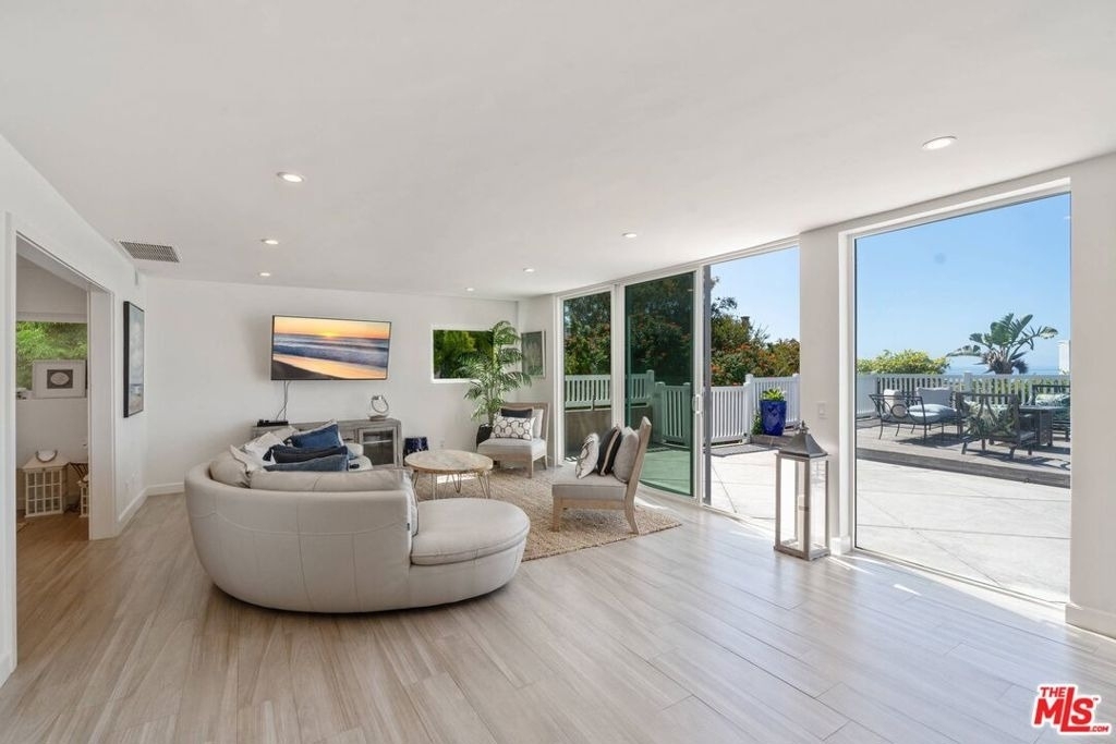 31518 Broad Beach Road - Photo 7